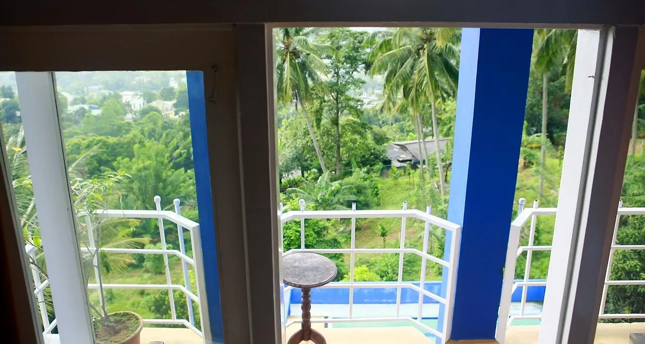 *** Guest house The Change Hotel Kandy Sri Lanka